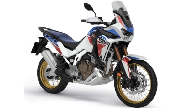 Този модел също разполага с пионерската трансмисия с двоен съединител на Honda. Тази концепция излиза от един от инженерите, който решава да интегрира автоматична трансмисия с двоен съединител в своя личен мотоциклет за приключения. Резултатът е Africa Twin DCT.

Отличаващ се със здрав 1083-кубиков паралелен двоен двигател, този мотоциклет е проектиран както за мощност, така и за надеждност при различни условия. Окачването на Africa Twin включва телескопична вилка Showa отпред, осигуряваща значителен ход за ефективно справяне с неравностите.
Задната част разполага с въртящо се рамо с моноблок, което помага за поддържане на сцеплението и стабилизира управлението по неравни пътеки. По принцип велосипедът е не само бърз, но и създаден да се справи с почти всяко приключение.

Мотоциклетът има голям резервоар за гориво за по-дълъг пробег, което е предимство за пътувания на дълги разстояния.
